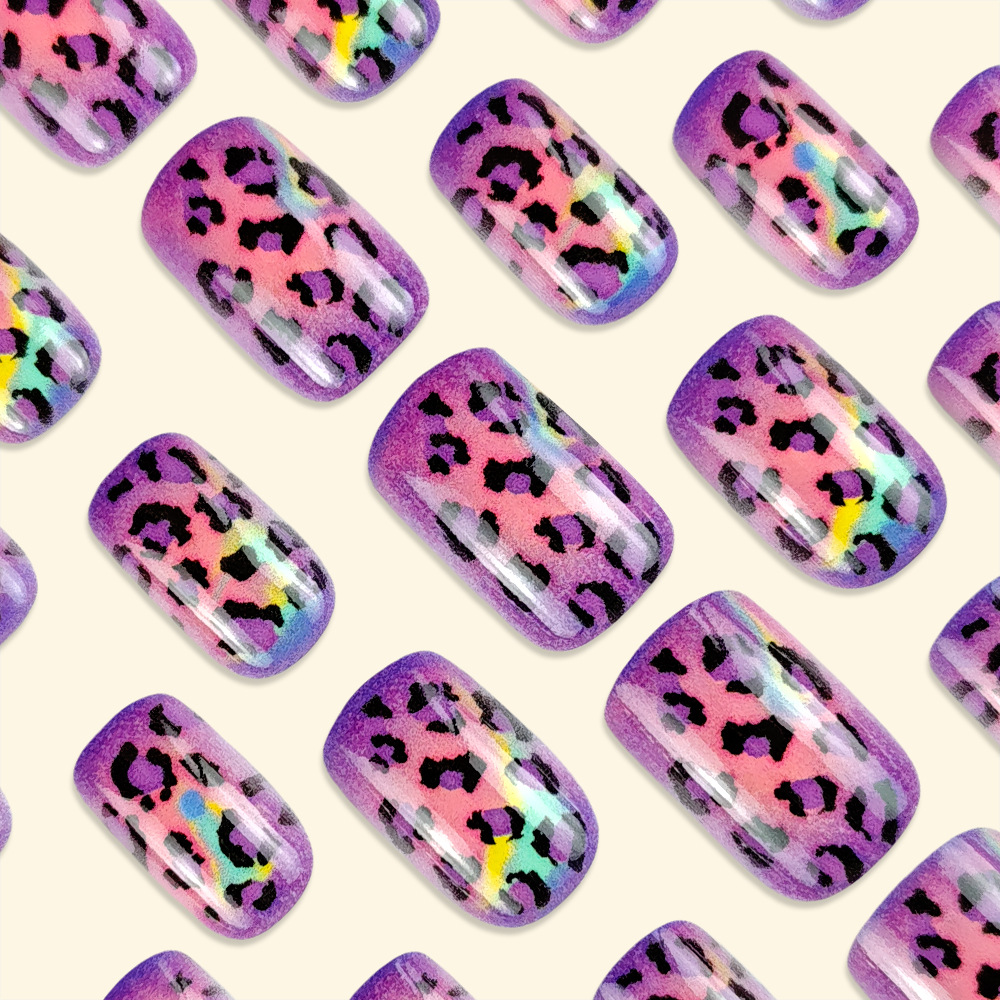 Krótkie, średnie sztuczne pazn – Nail Art Pink recenzja i cena
