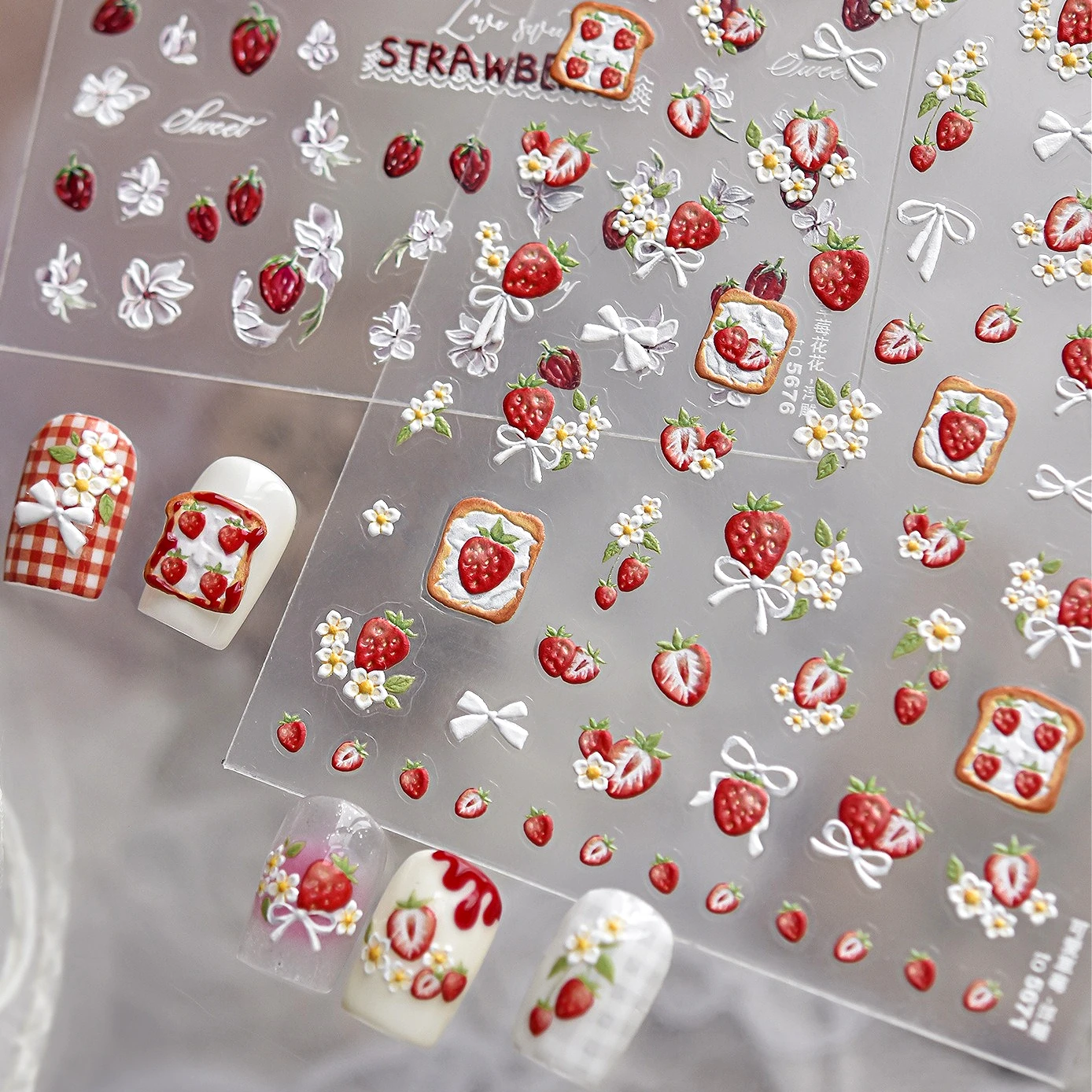 Truskawka, tost, kokarda, stok – Nail Art Orange recenzja i cena